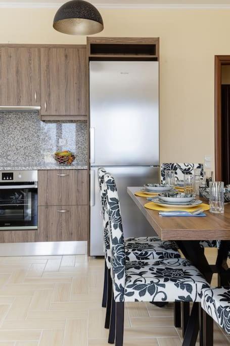 Galini House Apartment Tria Monastiria Екстериор снимка
